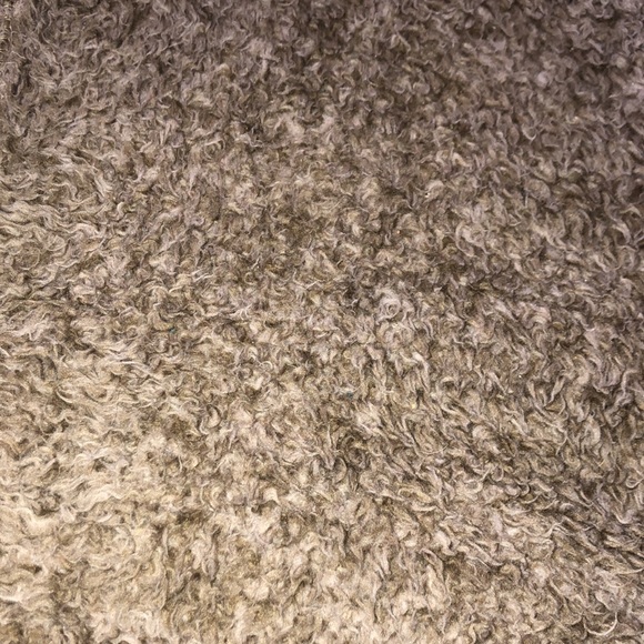 Uniqlo teddy jacket - Picture 4 of 6